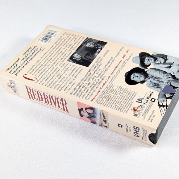 3/$15 Vintage VHS tape 1948 RED RIVER with John Wayne restored directors cut - Picture 2 of 3